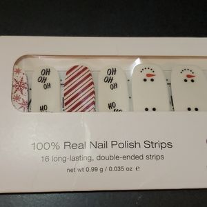 Color Street "What A Snow Off" nail strips